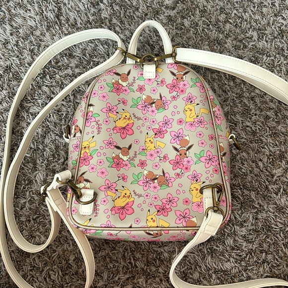 Pokémon Loungefly - Pikachu and Evee - Picture 2 of 6